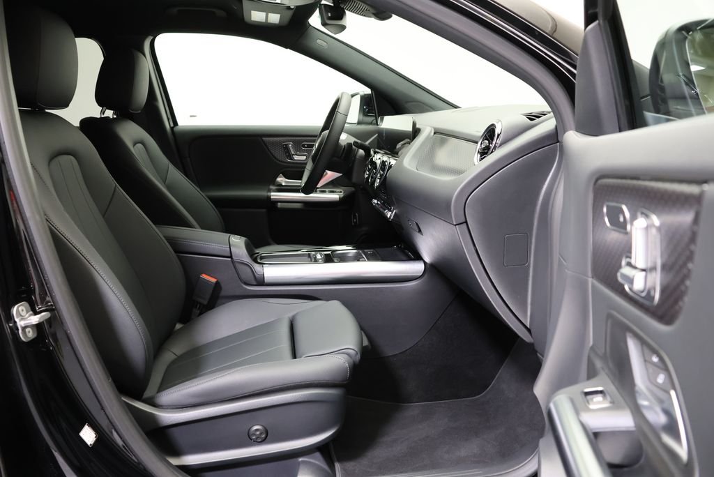 Certified Used 2026 Night Black Mercedes-Benz GLA 250 image 48