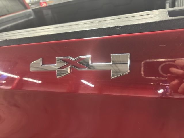 Used 2019 Red GMC SLE image 30