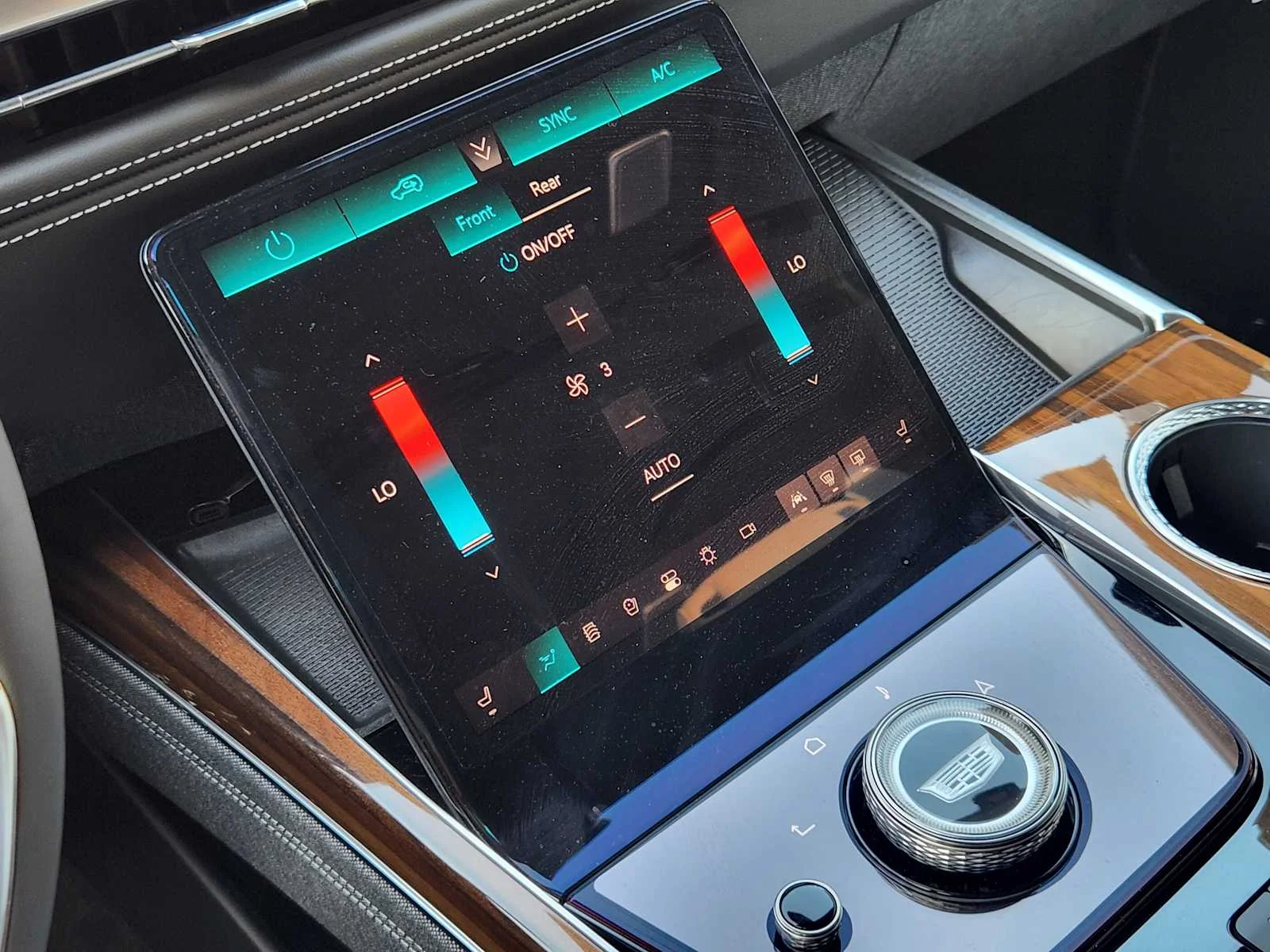 2026 Cadillac Escalade Platinum Sport - Photo 14