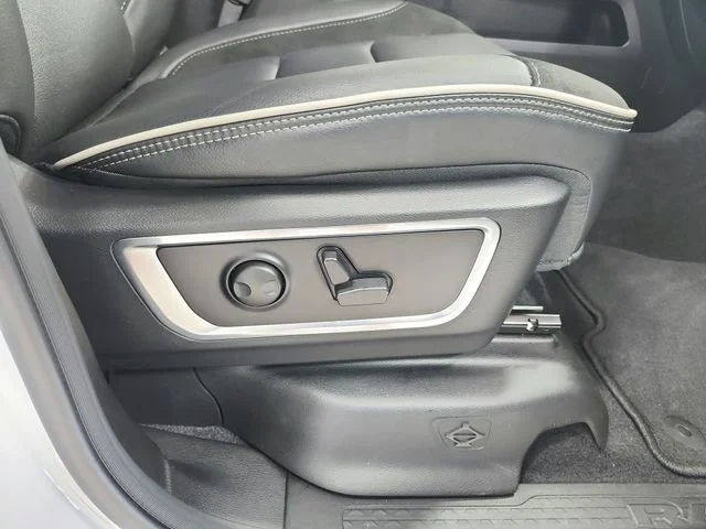 Used 2025 White Ram Laramie image 42