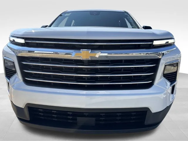 Used 2026 White Chevrolet LT image 3