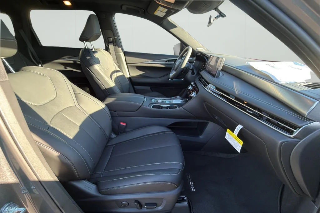 New 2027 GRAPHITE SHADOW INFINITI Sport AWD image 15