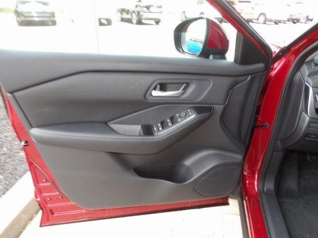 2026 Nissan Rogue SV - Photo 17