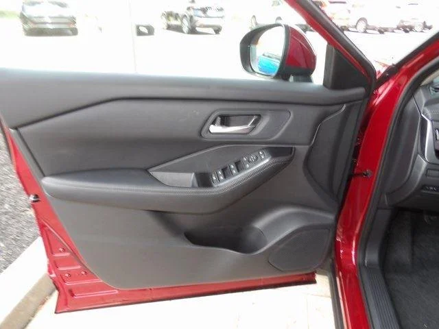 2026 Nissan Rogue SV - Photo 17