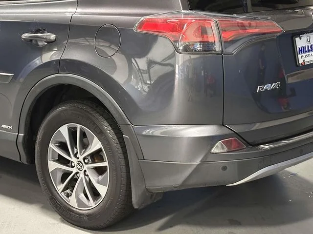 Used 2017 Magnetic Gray Metallic Toyota XLE image 11