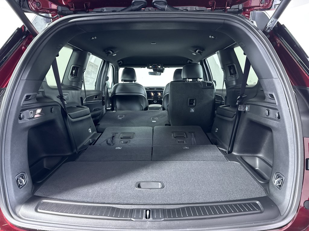 New 2026 Velvet Red Pearl-Coat Exterior Paint Jeep Laredo Altitude image 9
