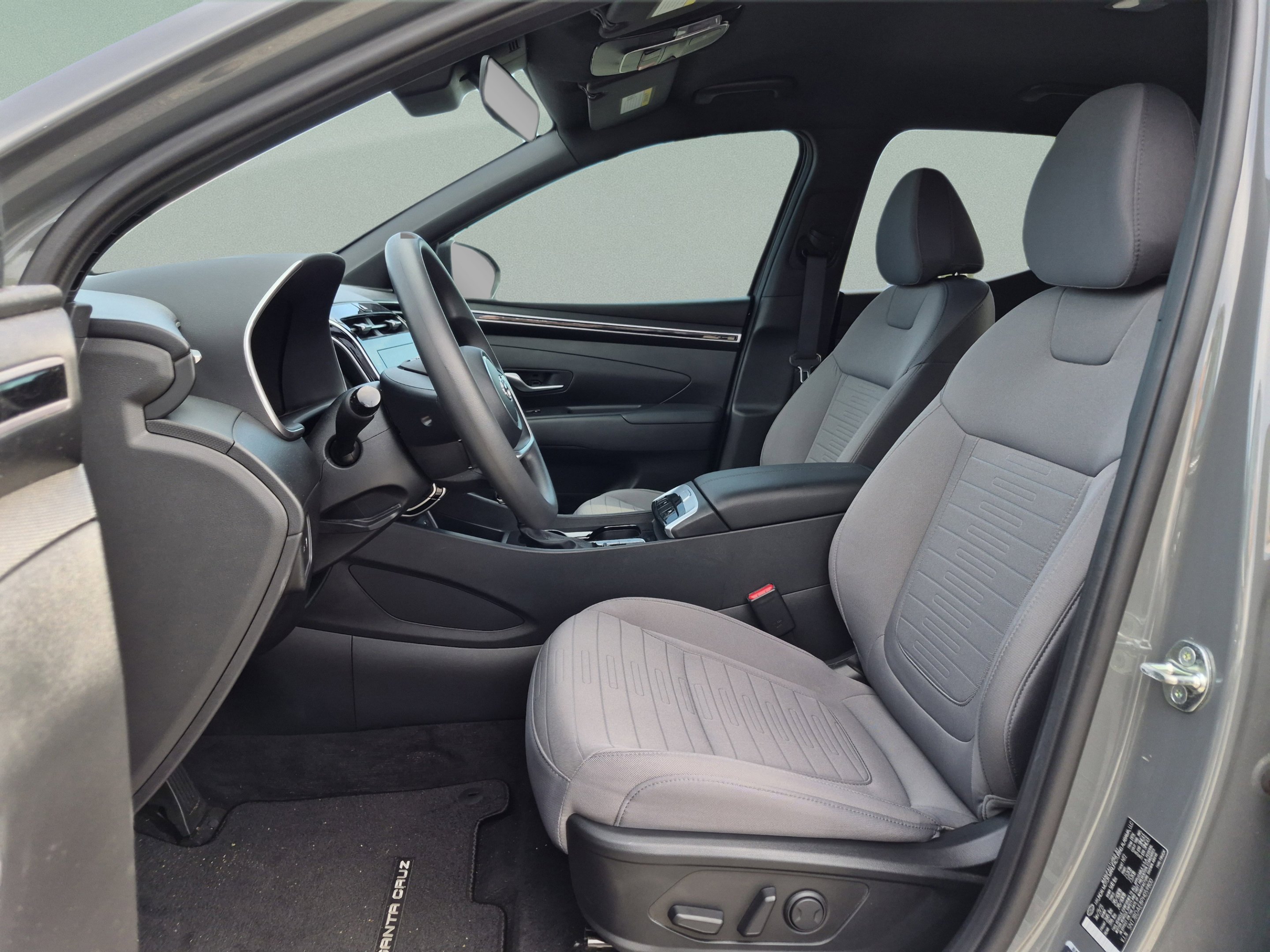 Used 2023 Hampton Gray Hyundai SEL image 14