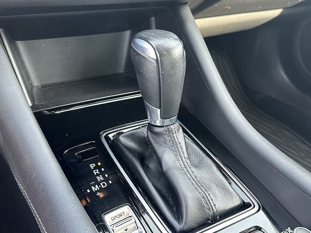 Used 2020 Red Mazda Grand Touring Reserve image 35