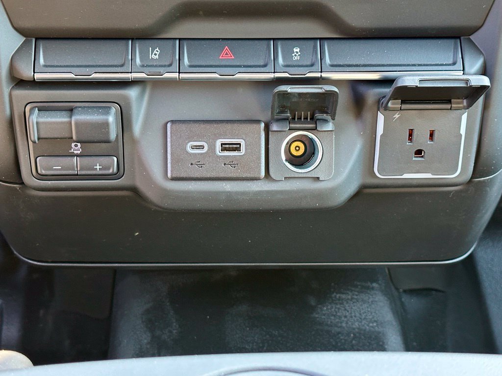 2026 GMC Sierra 3500 Chassis Cab Pro - Photo 23
