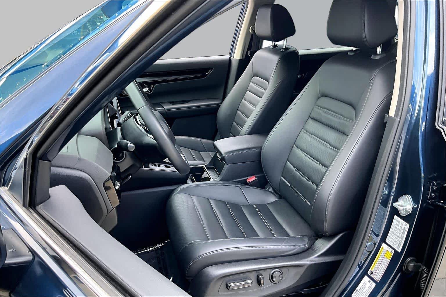 Used 2024 Canyon River Blue Metallic Honda EX-L image 8
