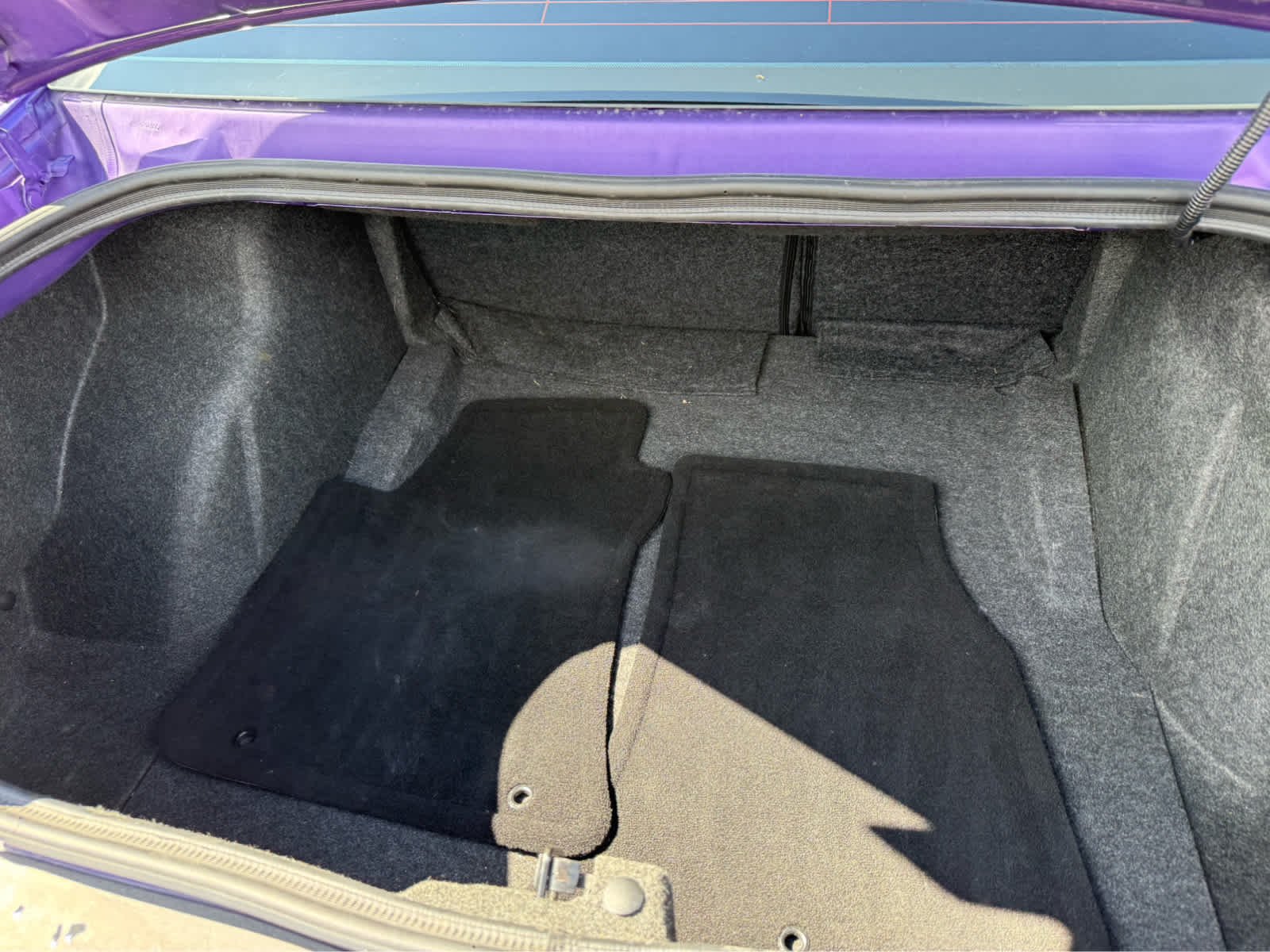 Used 2023 Plum Crazy Pearlcoat Dodge SXT image 18