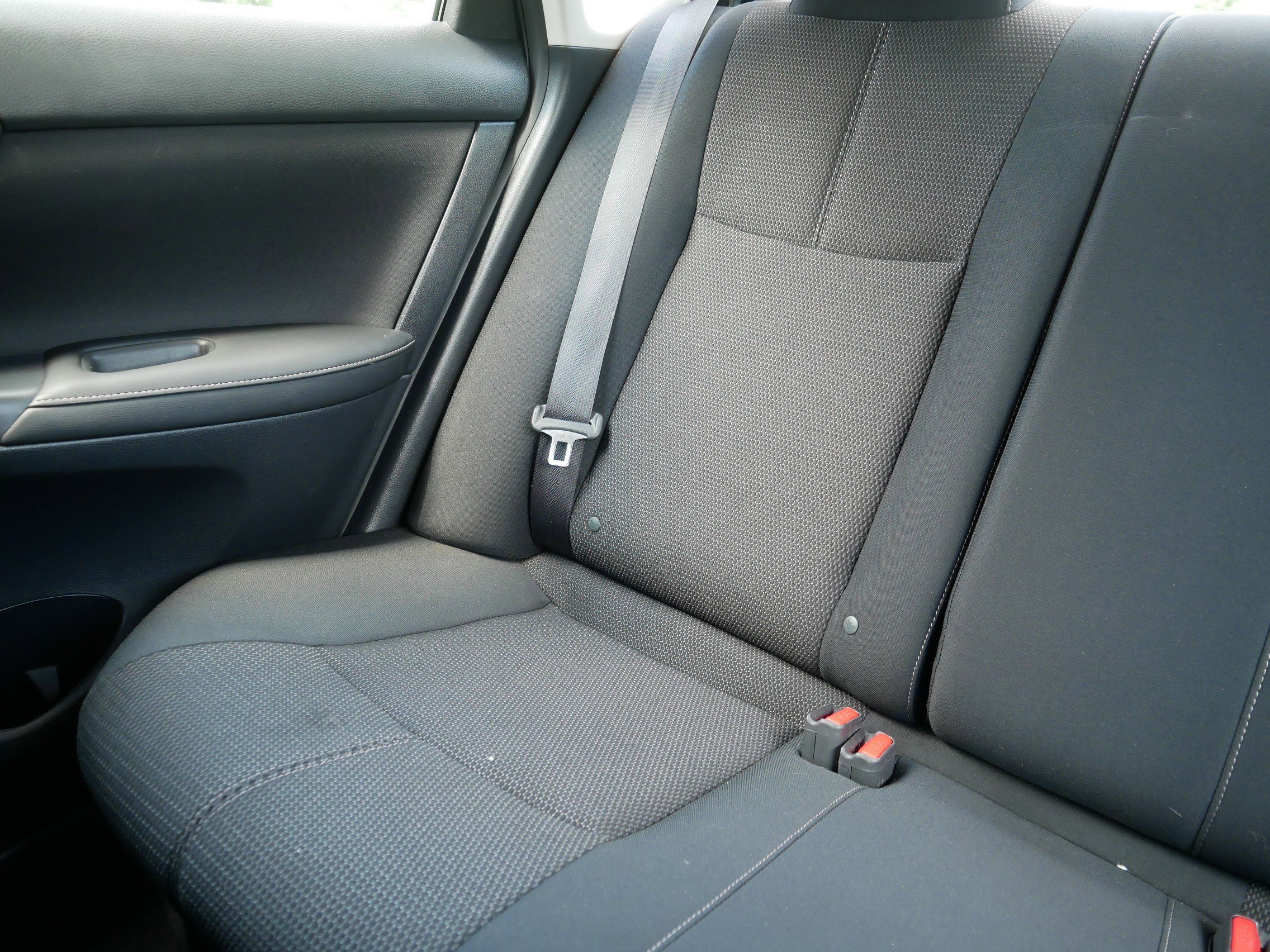 Used 2017 Deep Blue Pearl Nissan S image 12