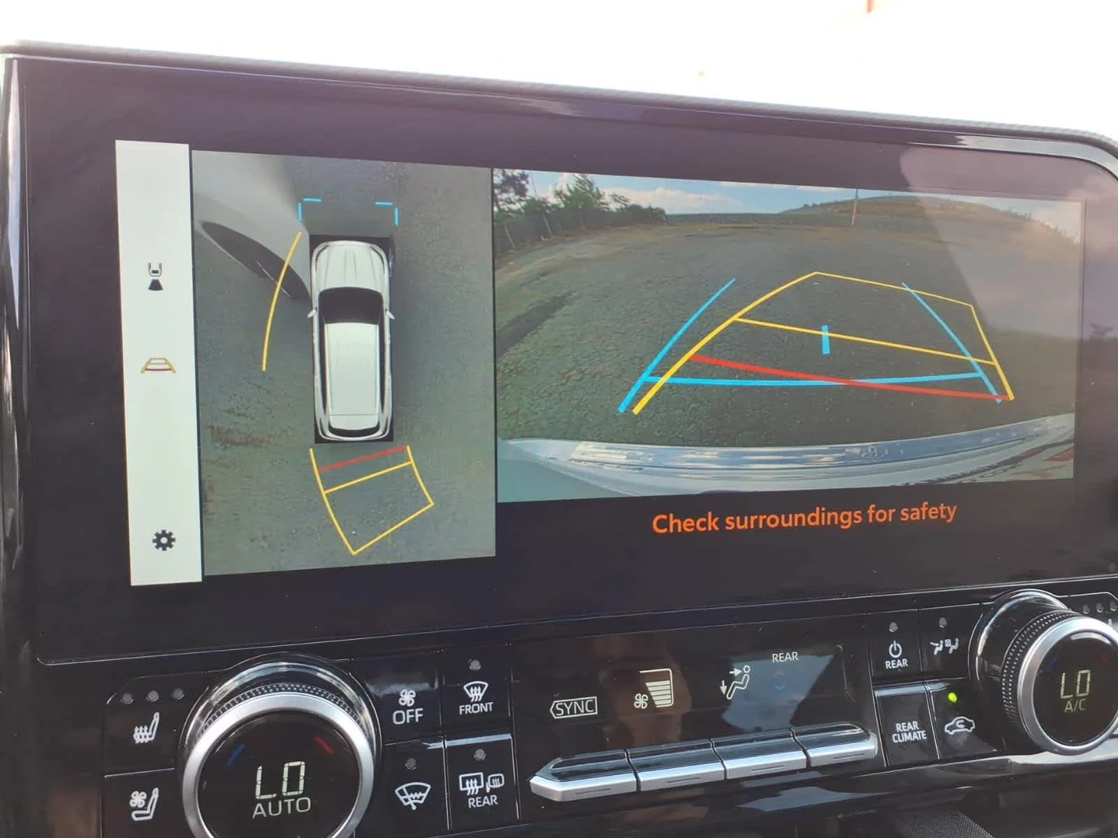 2025 Toyota Highlander Platinum - Photo 21