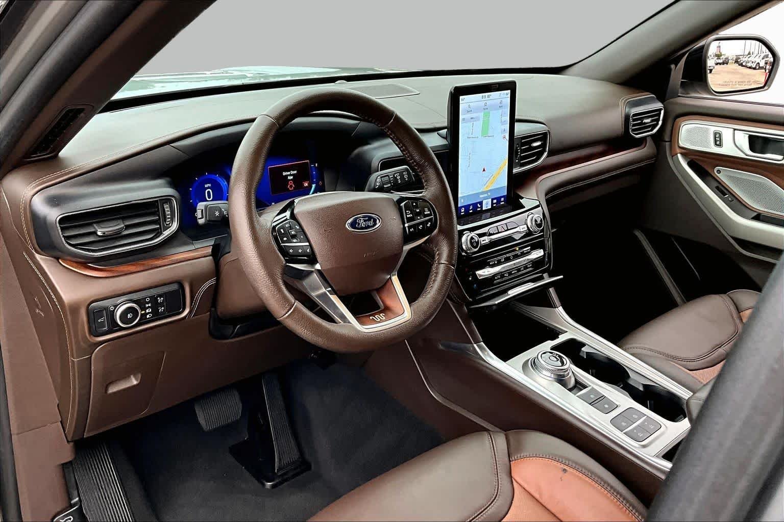 Used 2023 Iconic Silver Metallic Ford King Ranch image 34