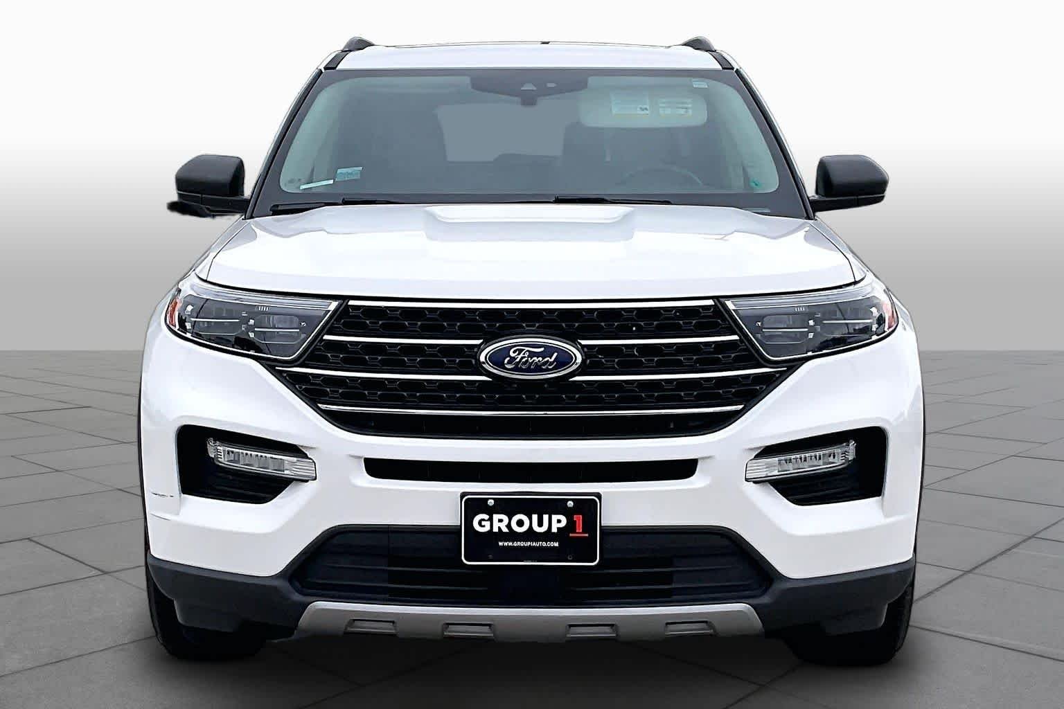 Used 2020 Star White Metallic Tri-Coat Ford XLT image 4