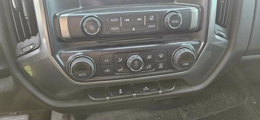 Used 2015 Black Chevrolet LT image 20
