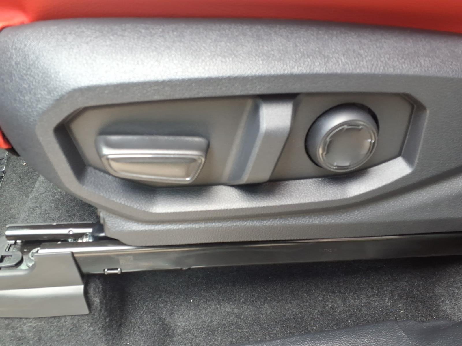 2026 Toyota Tacoma TRD Pro - Photo 10