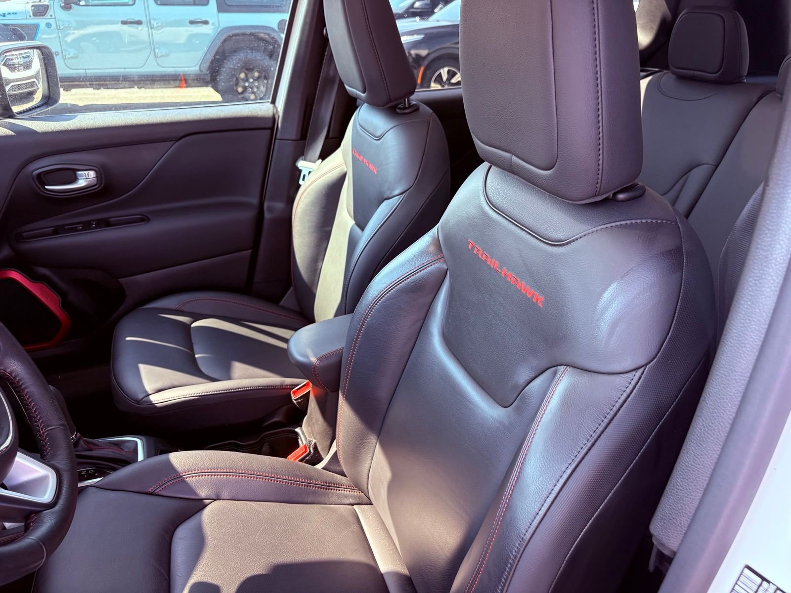 Used 2023 Alpine White Jeep Trailhawk image 10