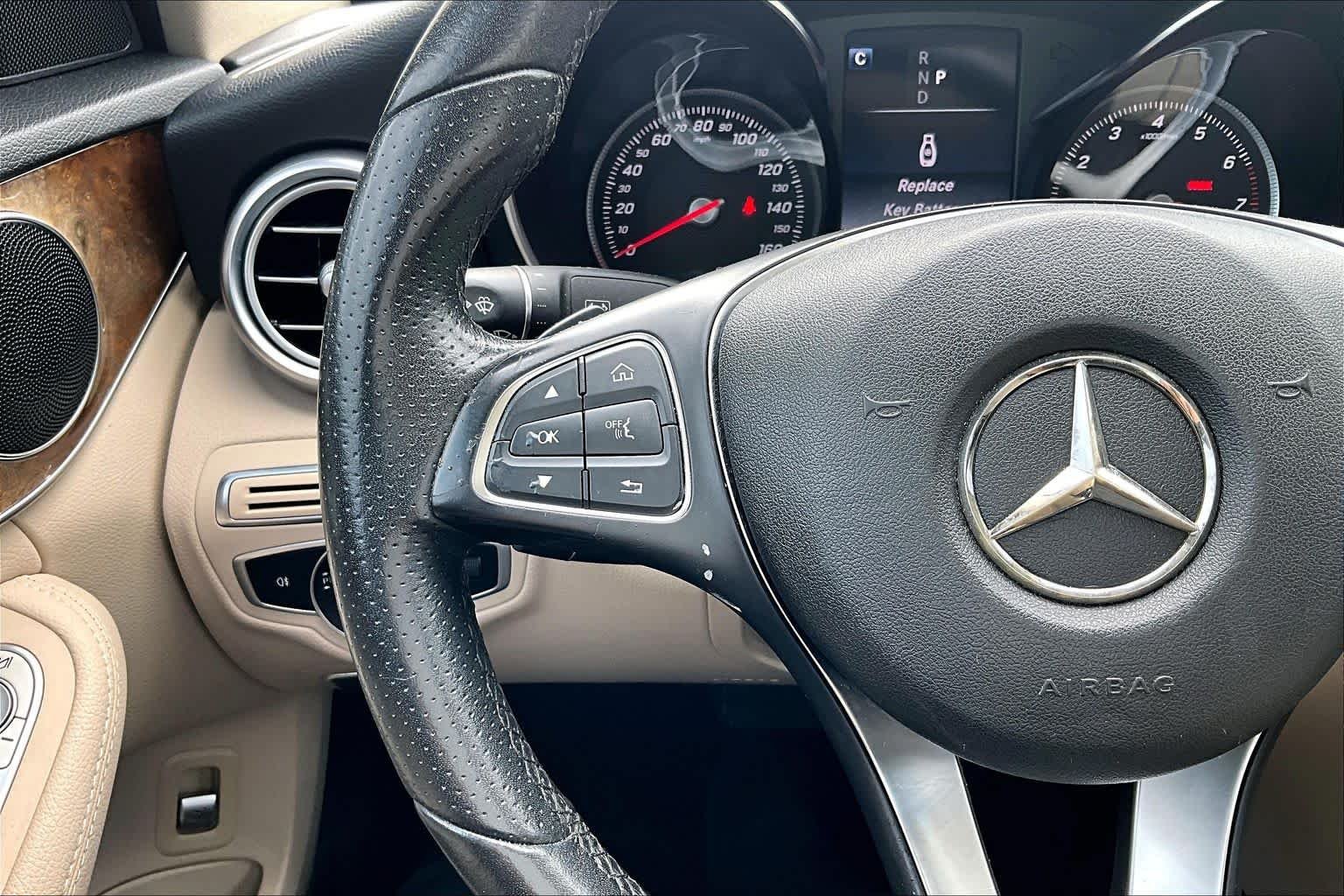 Used 2018 Polar White Mercedes-Benz C 300 image 23