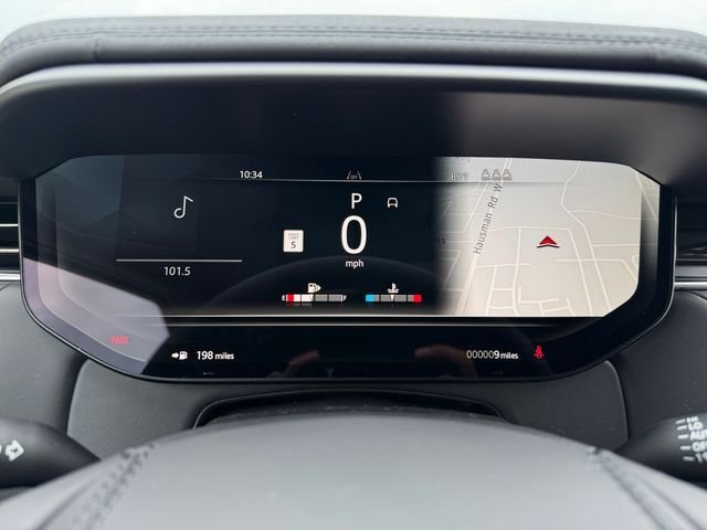New 2026 Varesine Blue Land Rover Dynamic SE image 14