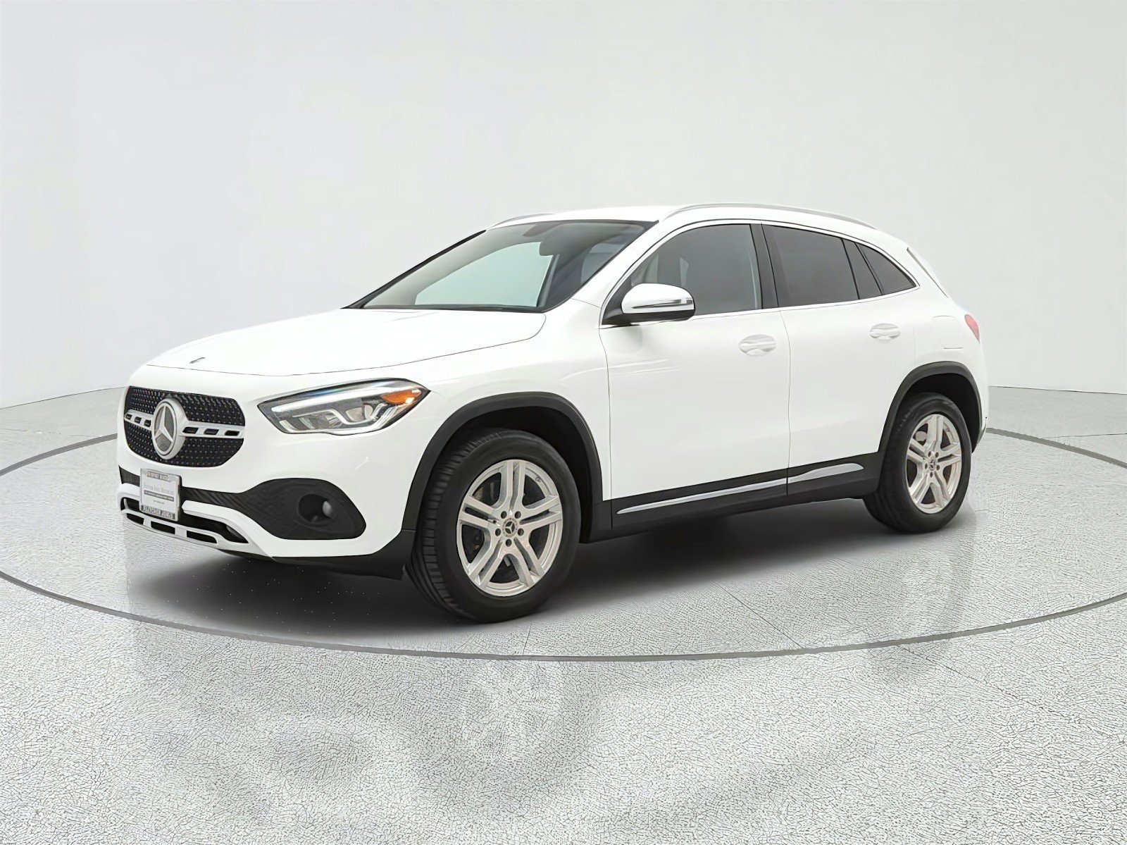 Used 2021 Polar White Mercedes-Benz GLA 250 SUV image 1