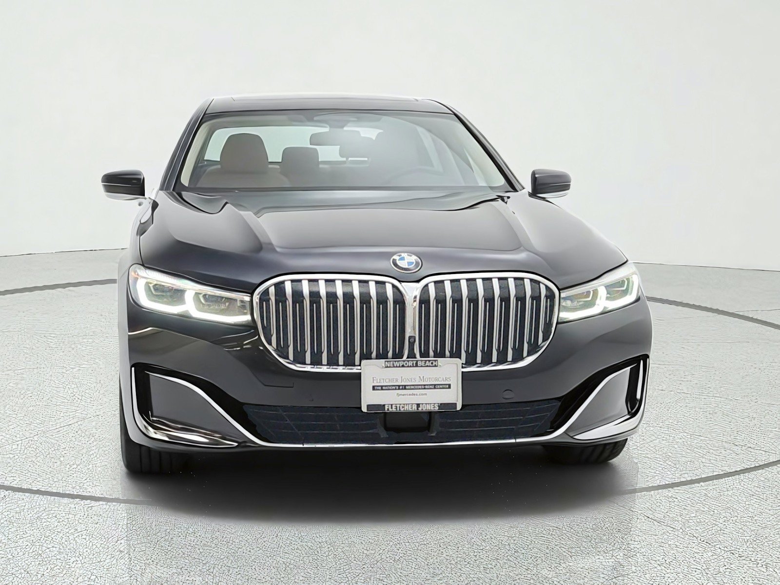 Used 2020 Dark Graphite Metallic BMW 750i xDrive Sedan image 2