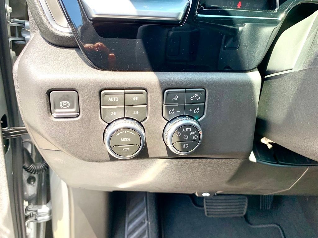Used 2026 Silver GMC SLT image 29
