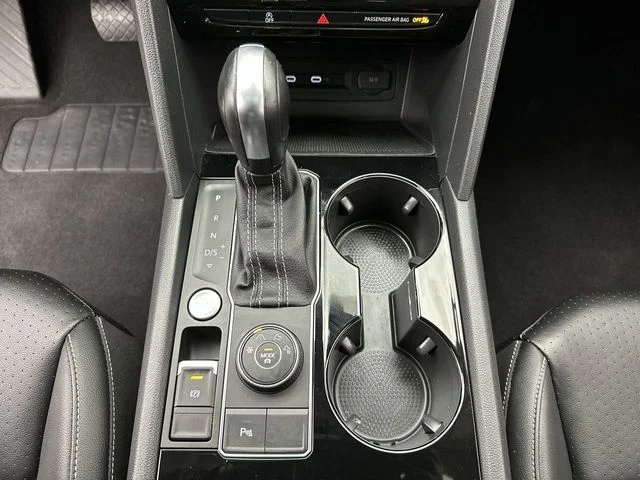 Used 2022 Gray Volkswagen SEL image 20