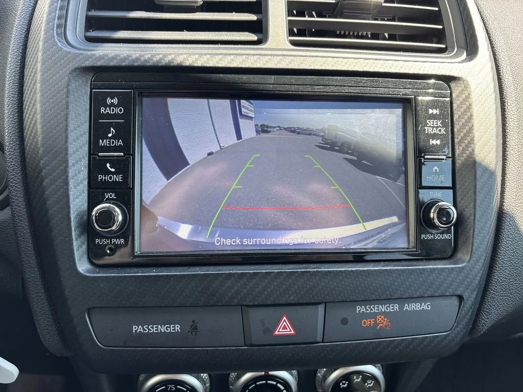Used 2024 Silver Mitsubishi 2.0 ES image 24