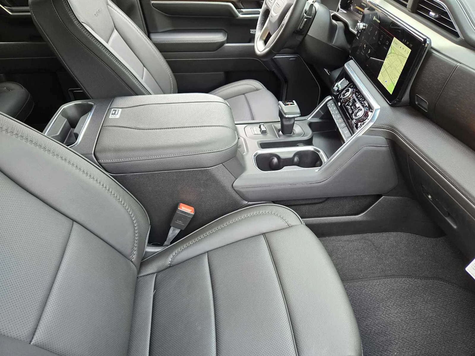 2026 GMC Sierra 1500 Denali - Photo 9