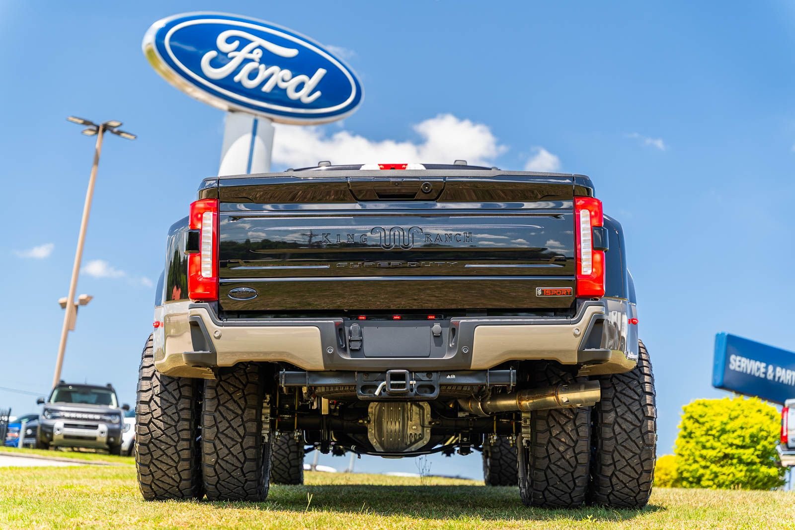 New 2026 Agate Black Metallic Ford F-350® King Ranch® image 6