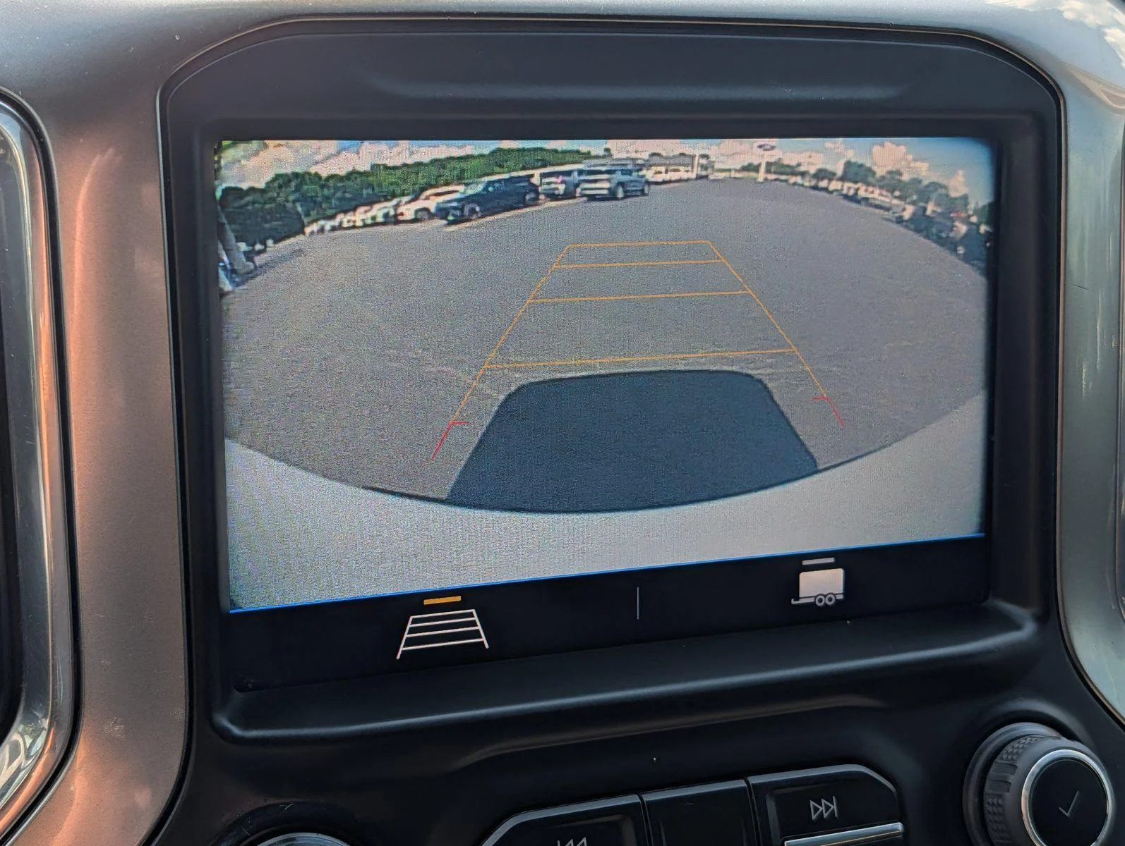 Used 2020 SUMMIT WHITE Chevrolet LT image 18