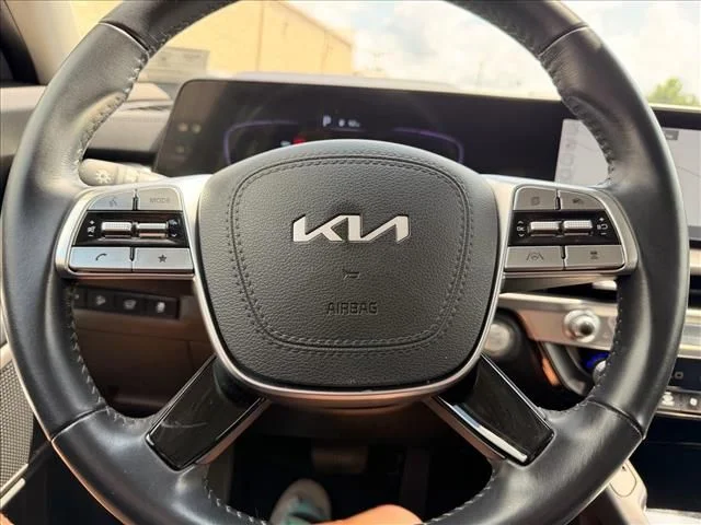 Used 2025 Gray Kia S image 19