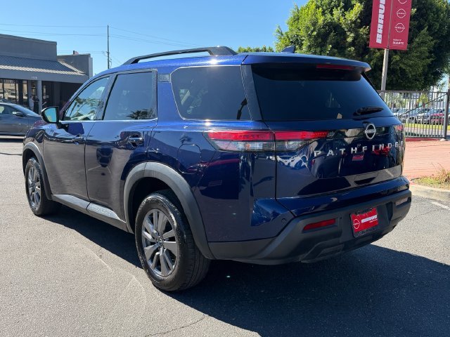 Used 2025 Blue Nissan SV image 5