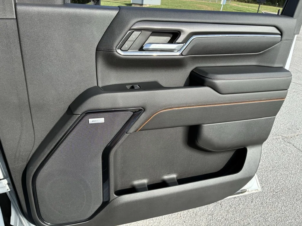 Used 2024 Summit White GMC AT4 image 24