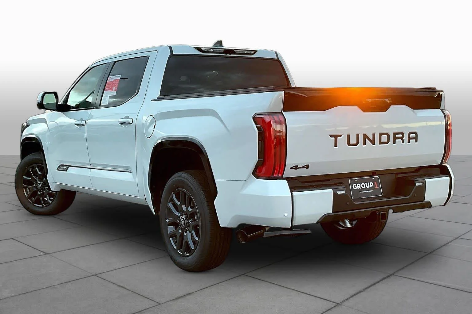 New 2026 Wind Chill Pearl Toyota Platinum image 12