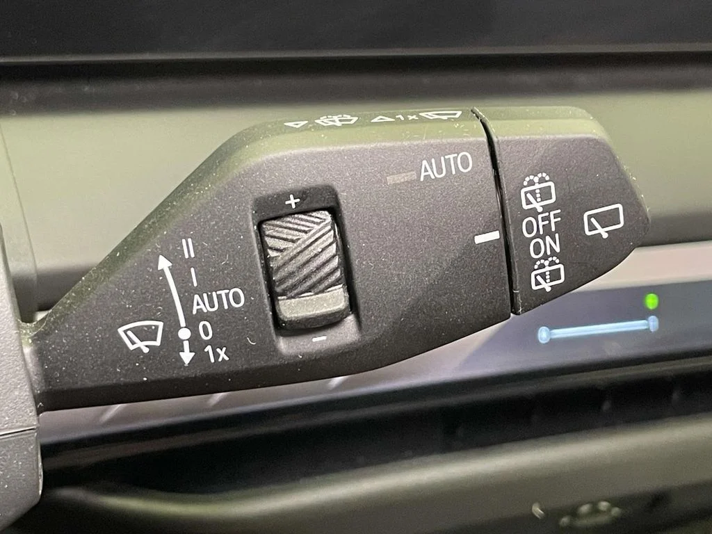 2026 BMW X3 30 - Photo 35