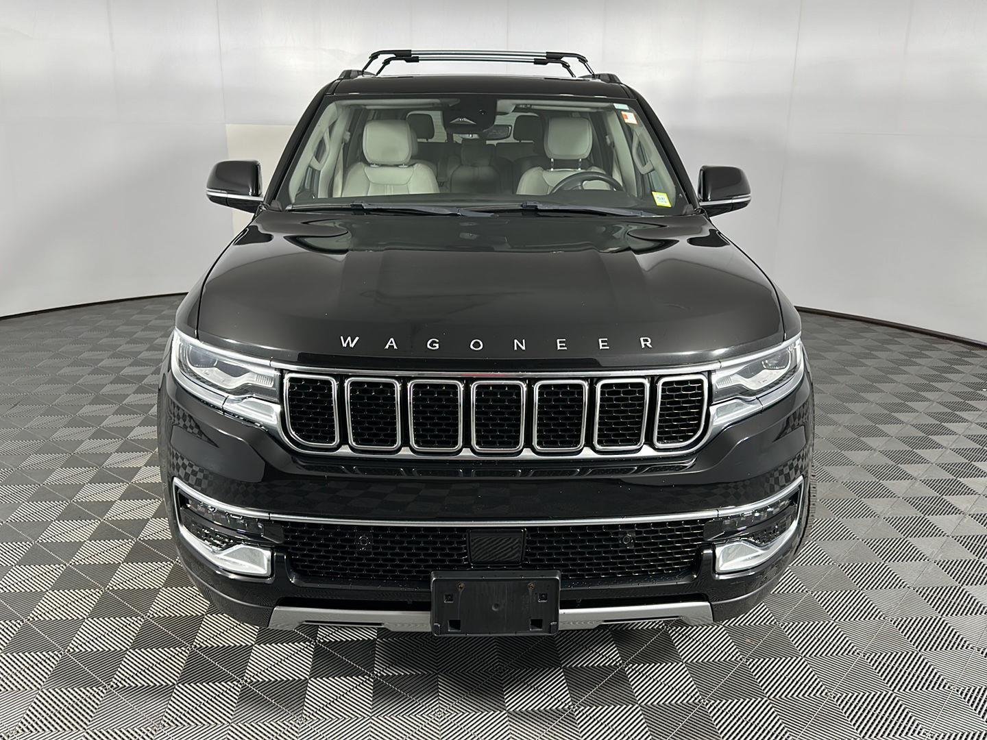 Used 2022 Diamond Black Crystal Pearlcoat Jeep Series II image 3