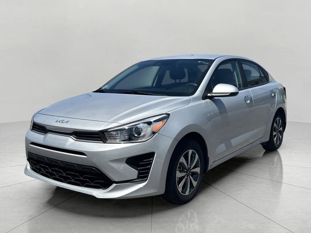 Used 2023 Silky Silver Kia S image 3