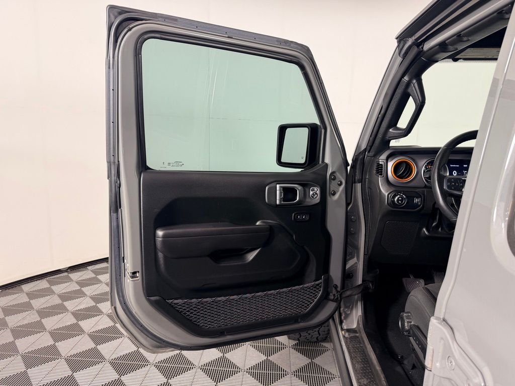 Certified Used 2023 Gray Jeep Mojave image 29