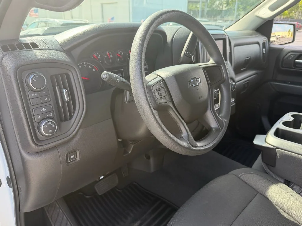 Used 2024 White Chevrolet Custom Trail Boss image 10