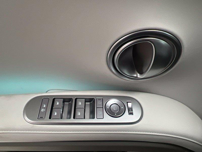 New 2027 Red Hyundai SEL Premium image 21