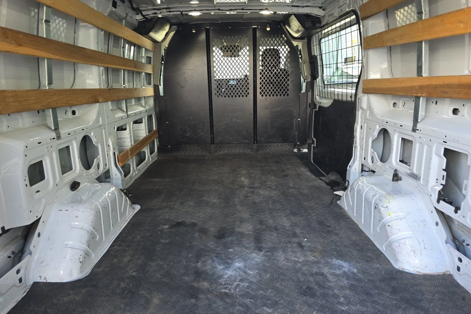 2020 Ford Transit Van Base - Photo 15