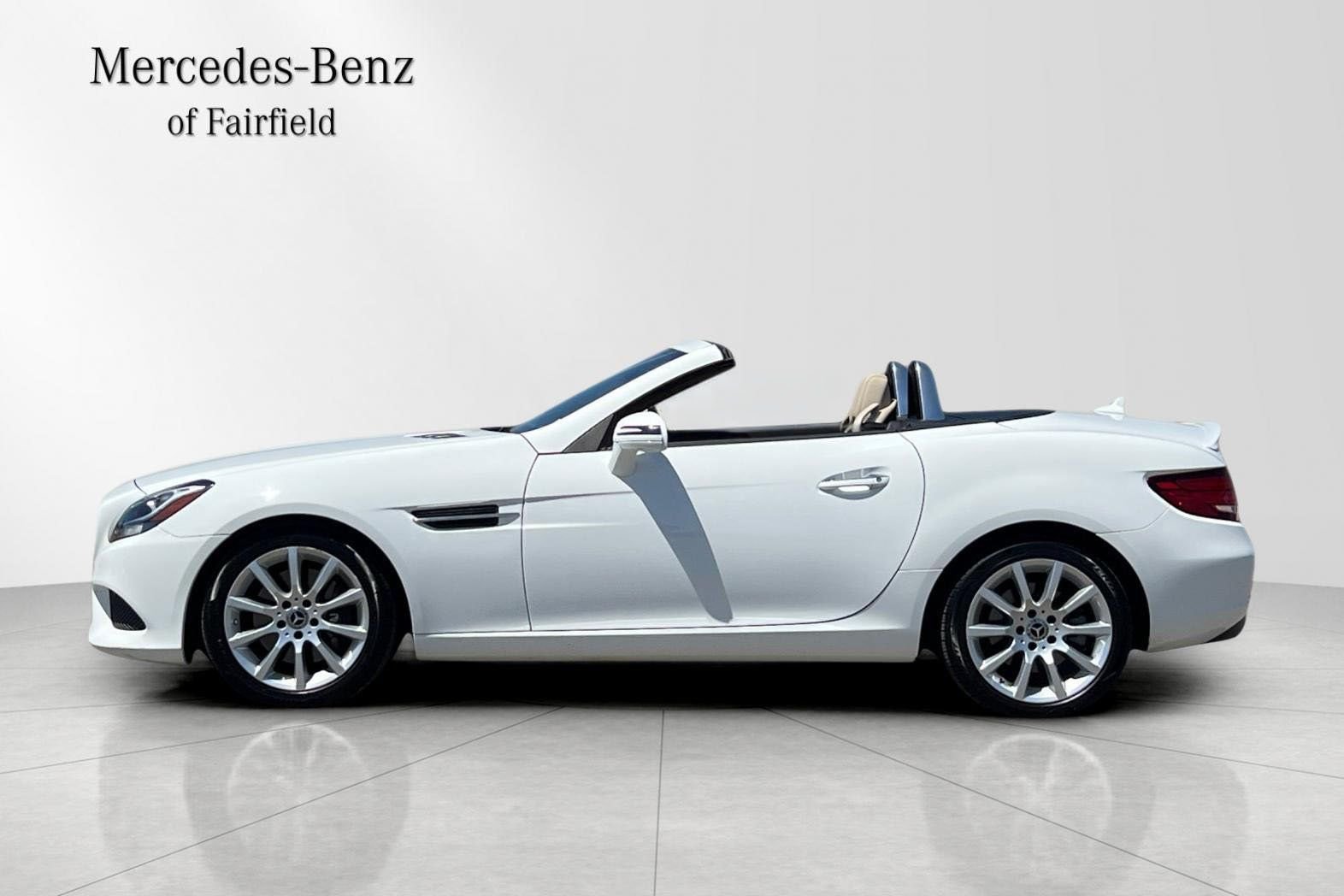 Used 2018  Mercedes-Benz 300 image 4