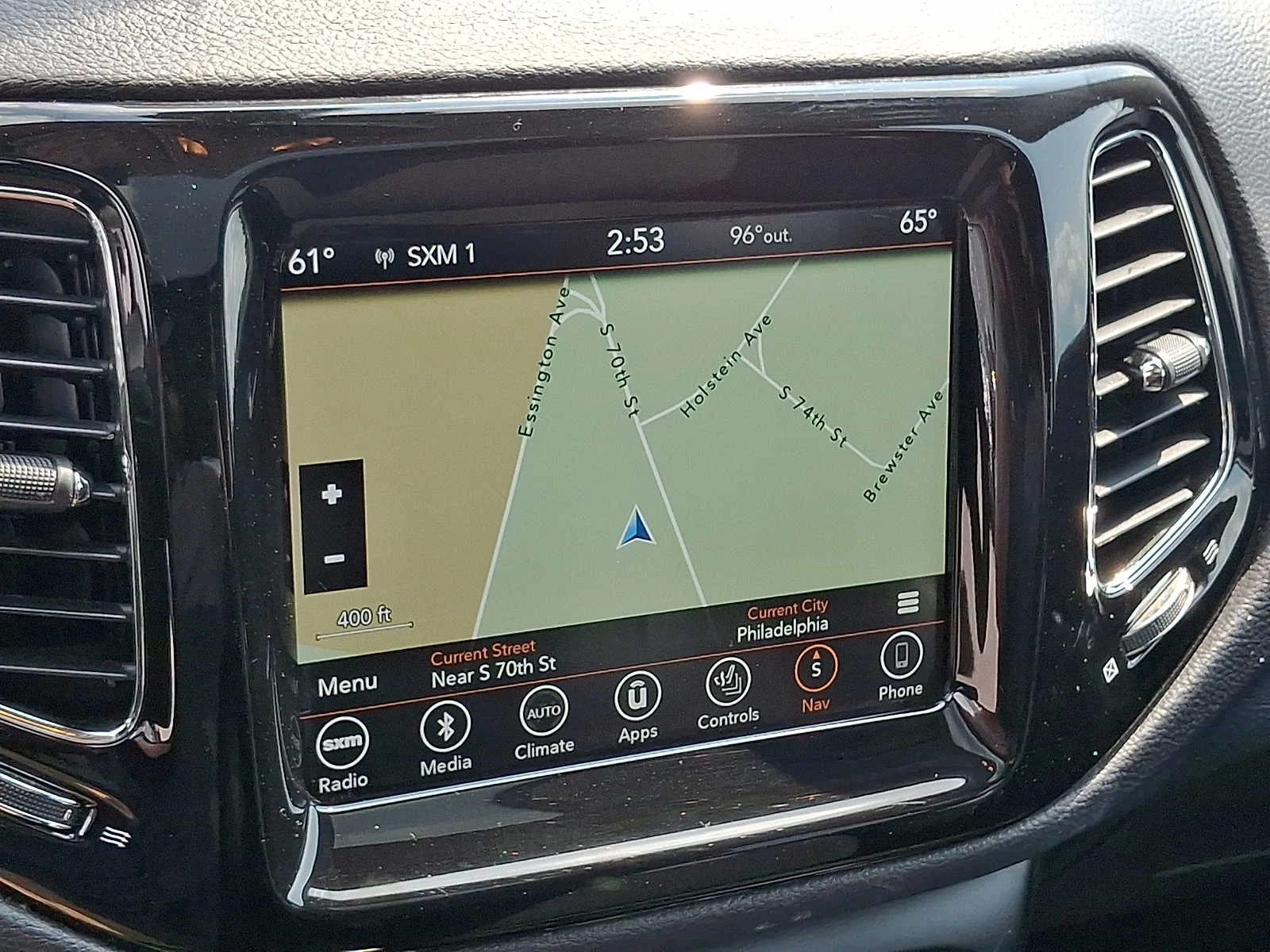 Used 2018 Black Jeep Altitude 4x4 image 18