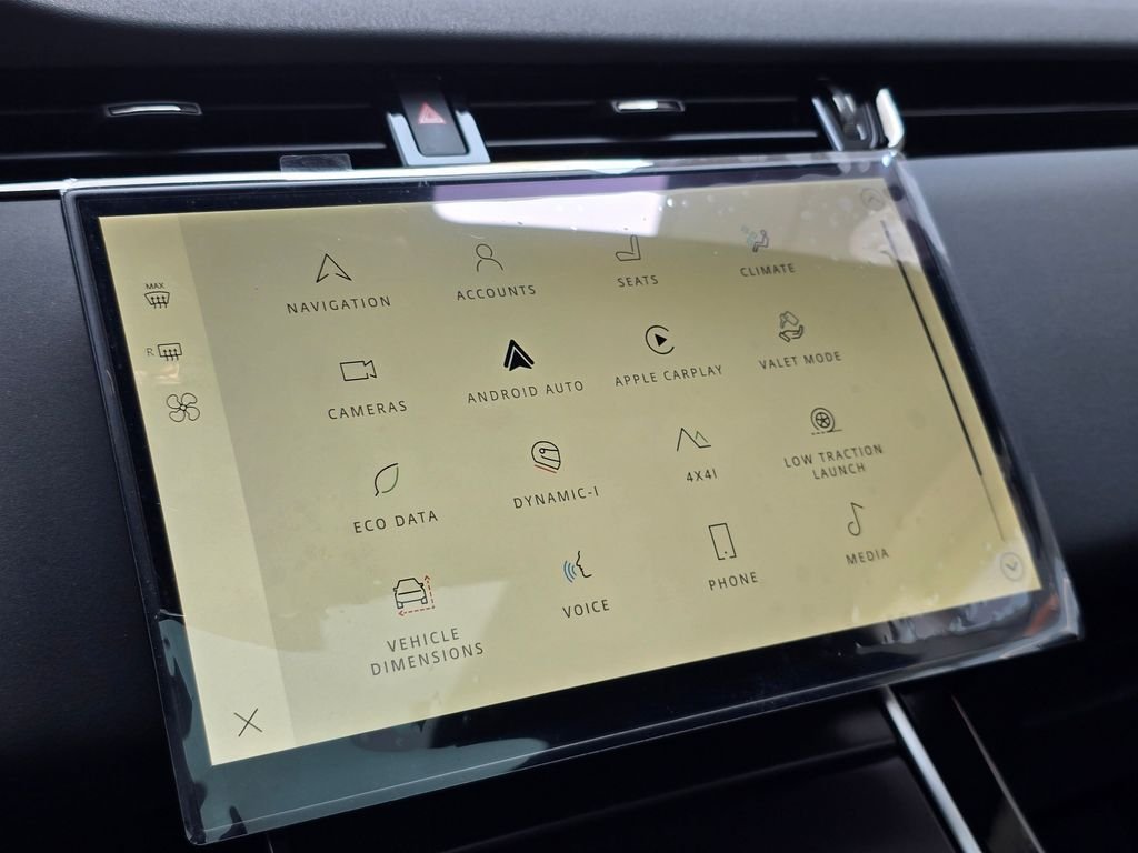 New 2026 Ostuni Pearl White LAND ROVER Hoxton Edition image 21