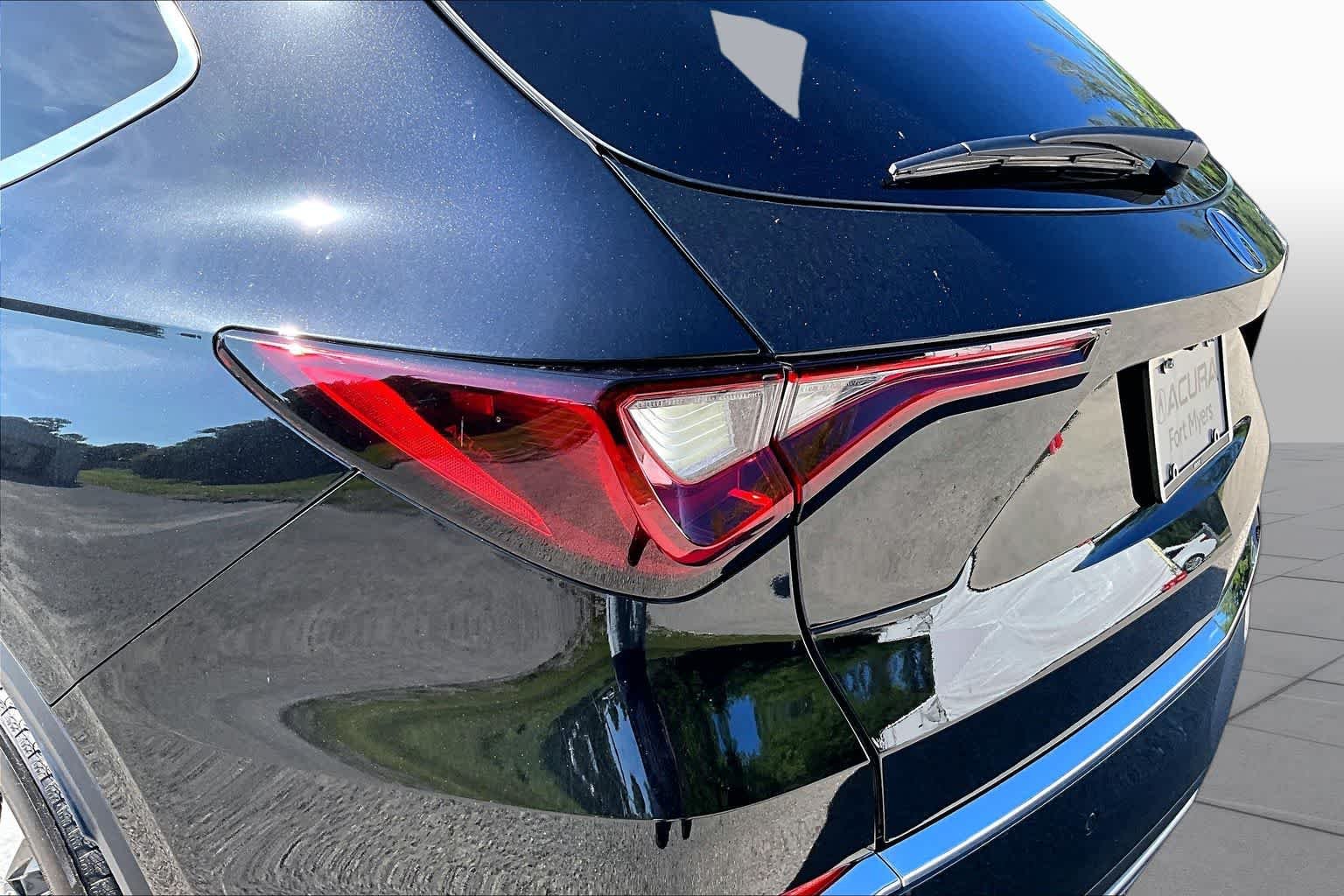 New 2026 Majestic Black Pearl Acura w/Technology Package image 14