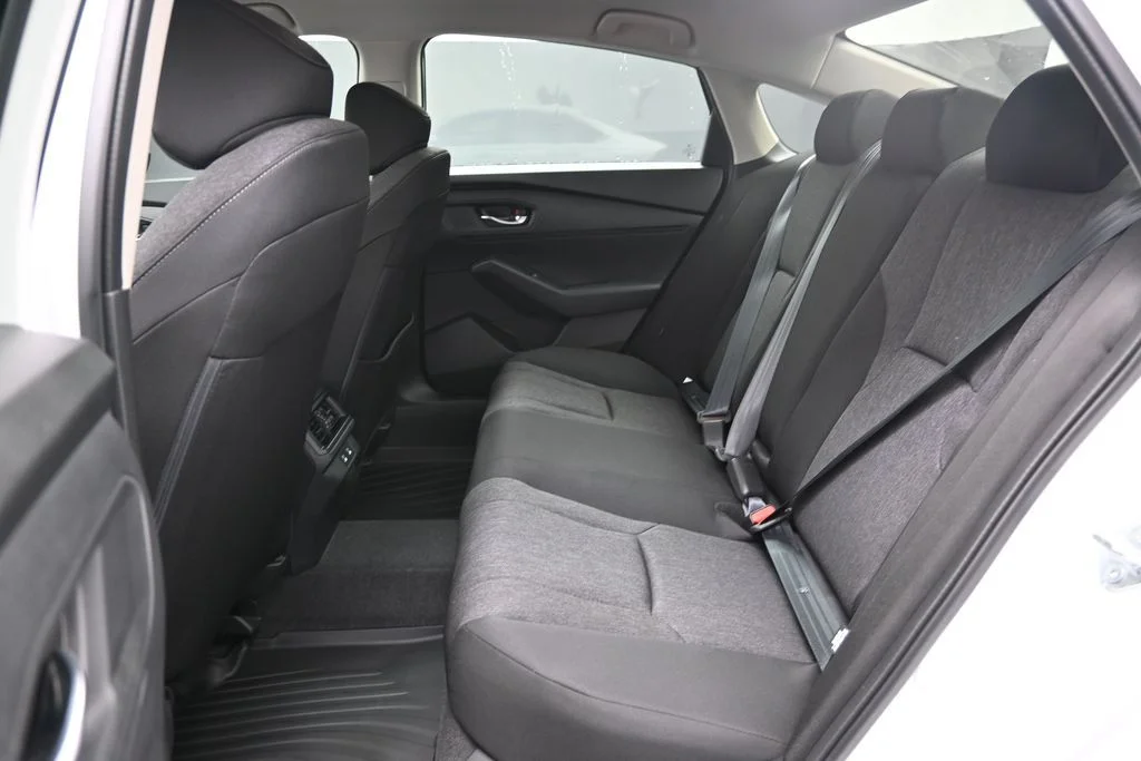 New 2026 Platinum White Pearl Honda LX image 11