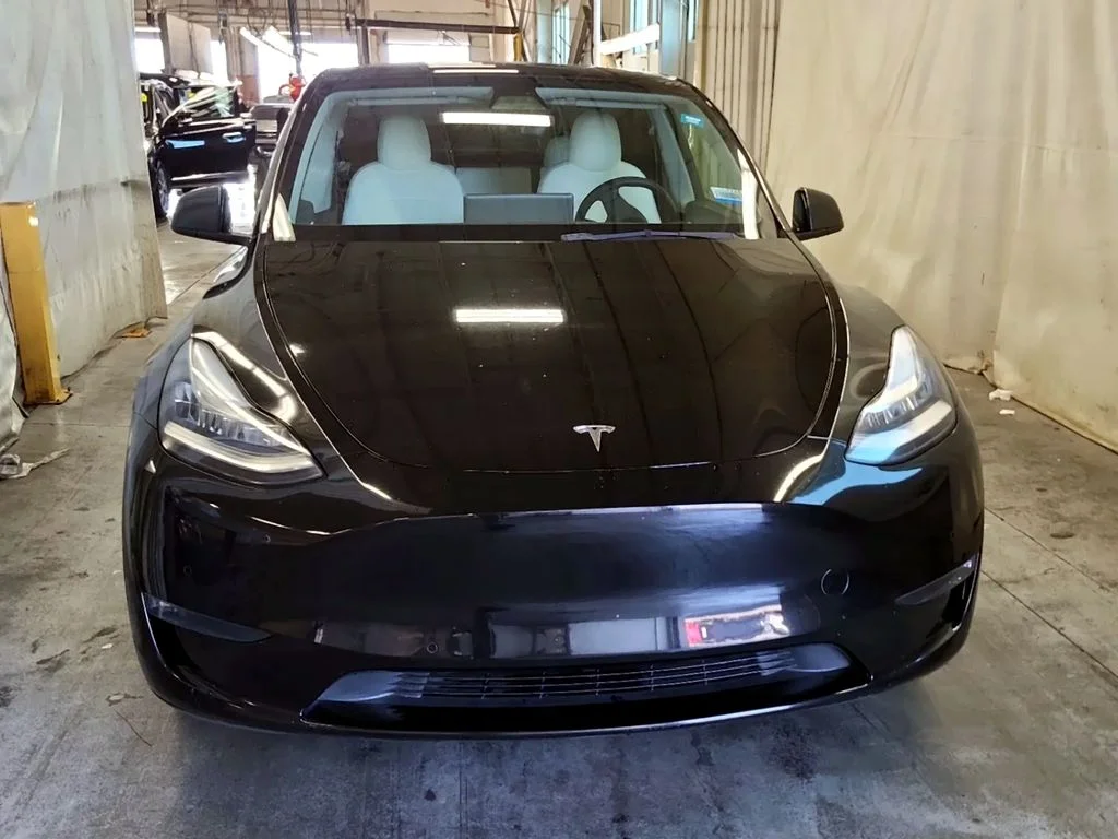 Used 2021 Black Tesla Long Range image 6