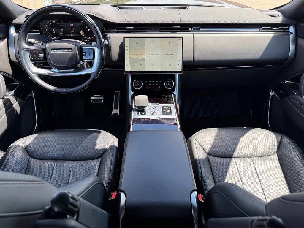Certified Used 2023 Black Land Rover SE image 21